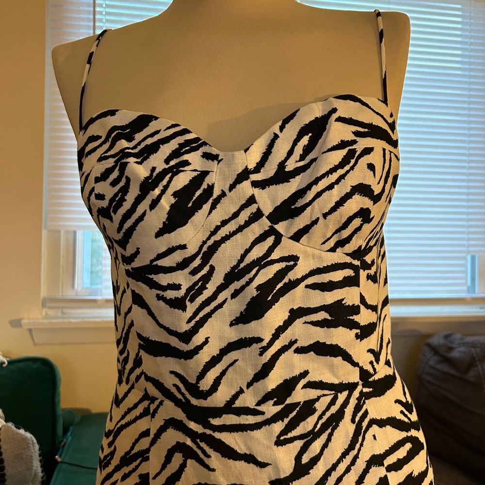 Reformation Starling Zebra Print Linen Dress - Picture 5 of 12